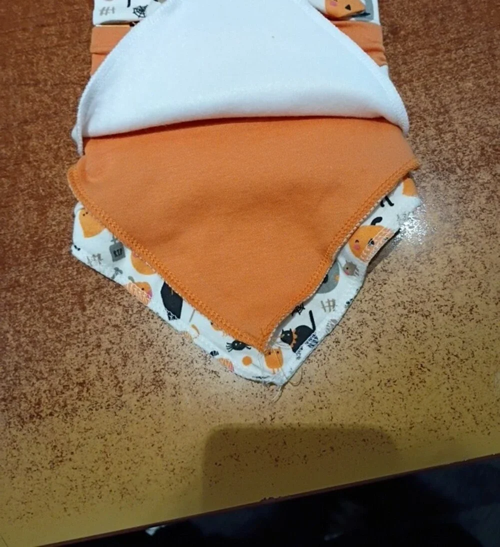 Modern Baby Halloween Themed Headbands And Bibs Set